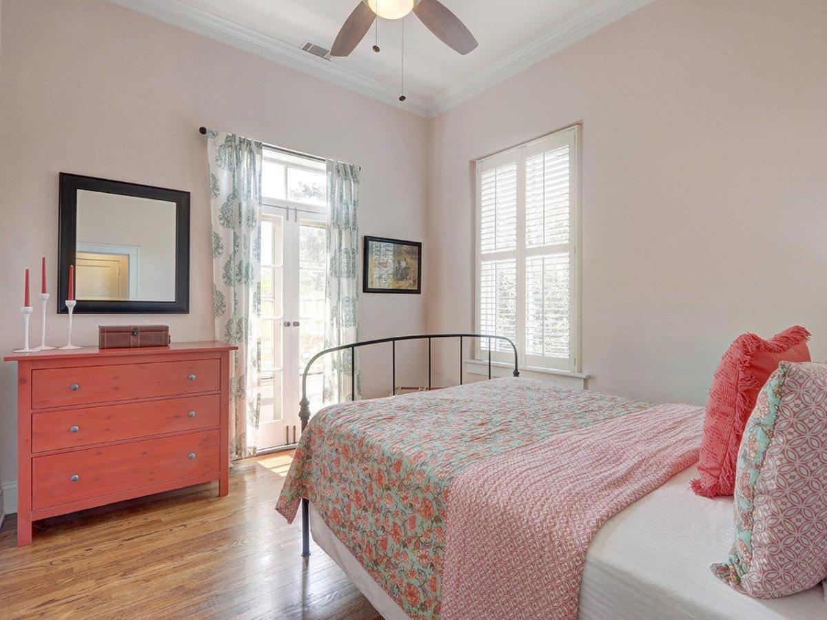 Charm On Liberty Apartment Savannah Exterior photo