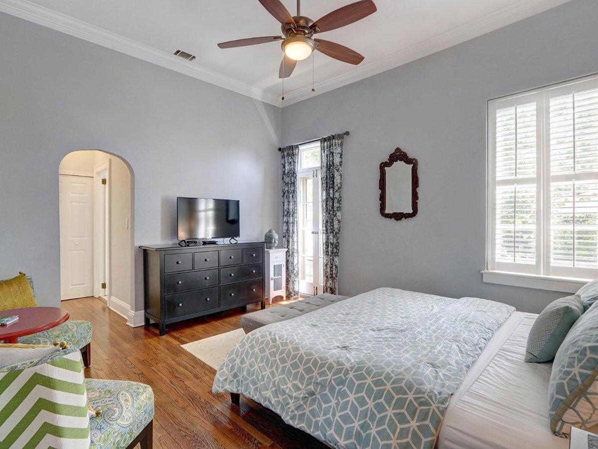 Charm On Liberty Apartment Savannah Exterior photo